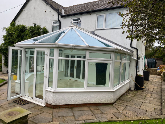 Large upvc conservatory with glass roof No.SK9